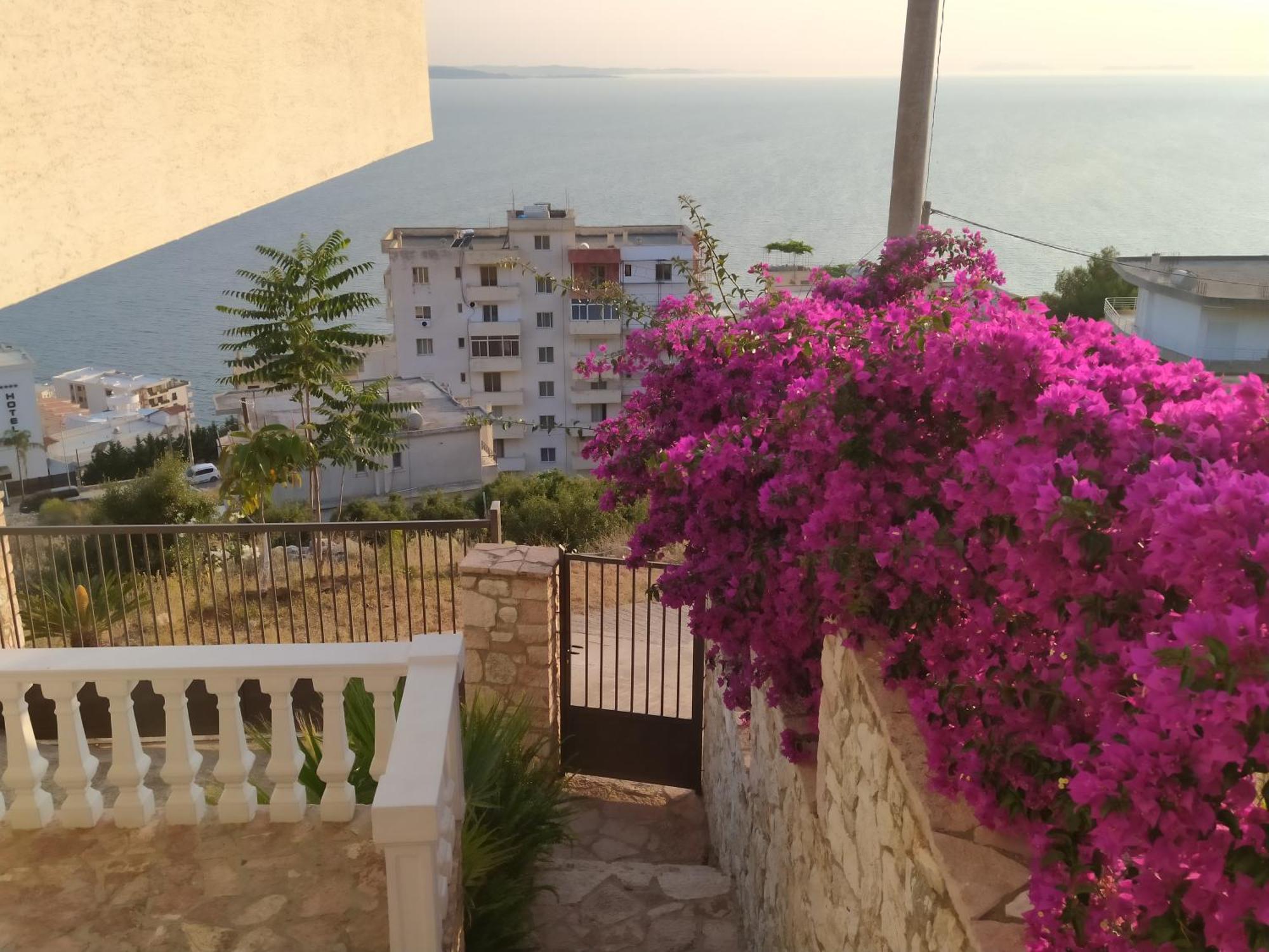 Villa Alimema Sarandë Exterior foto