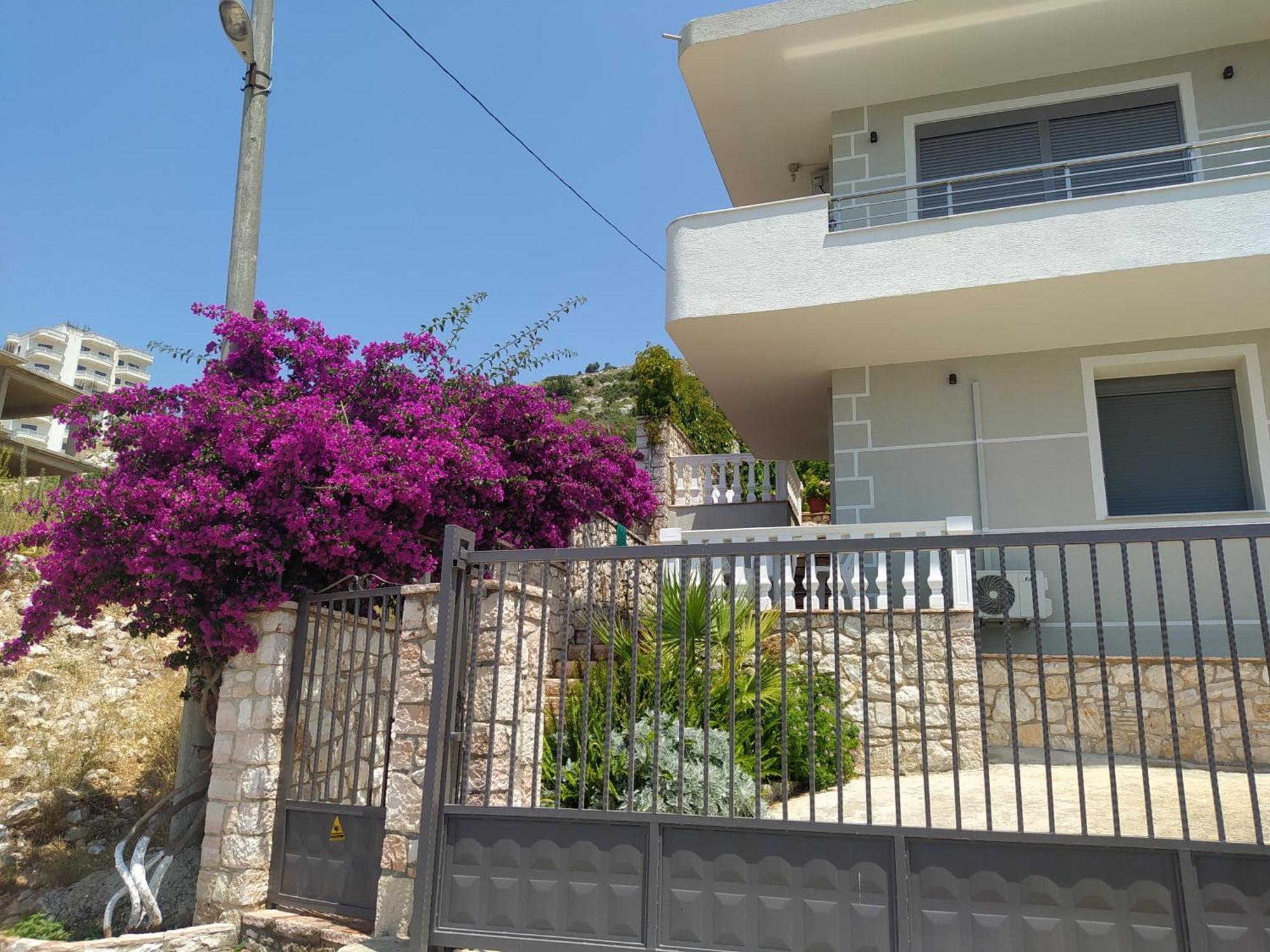 Villa Alimema Sarandë Exterior foto